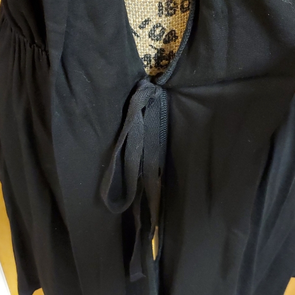 Black dressy vest - Picture 3 of 6